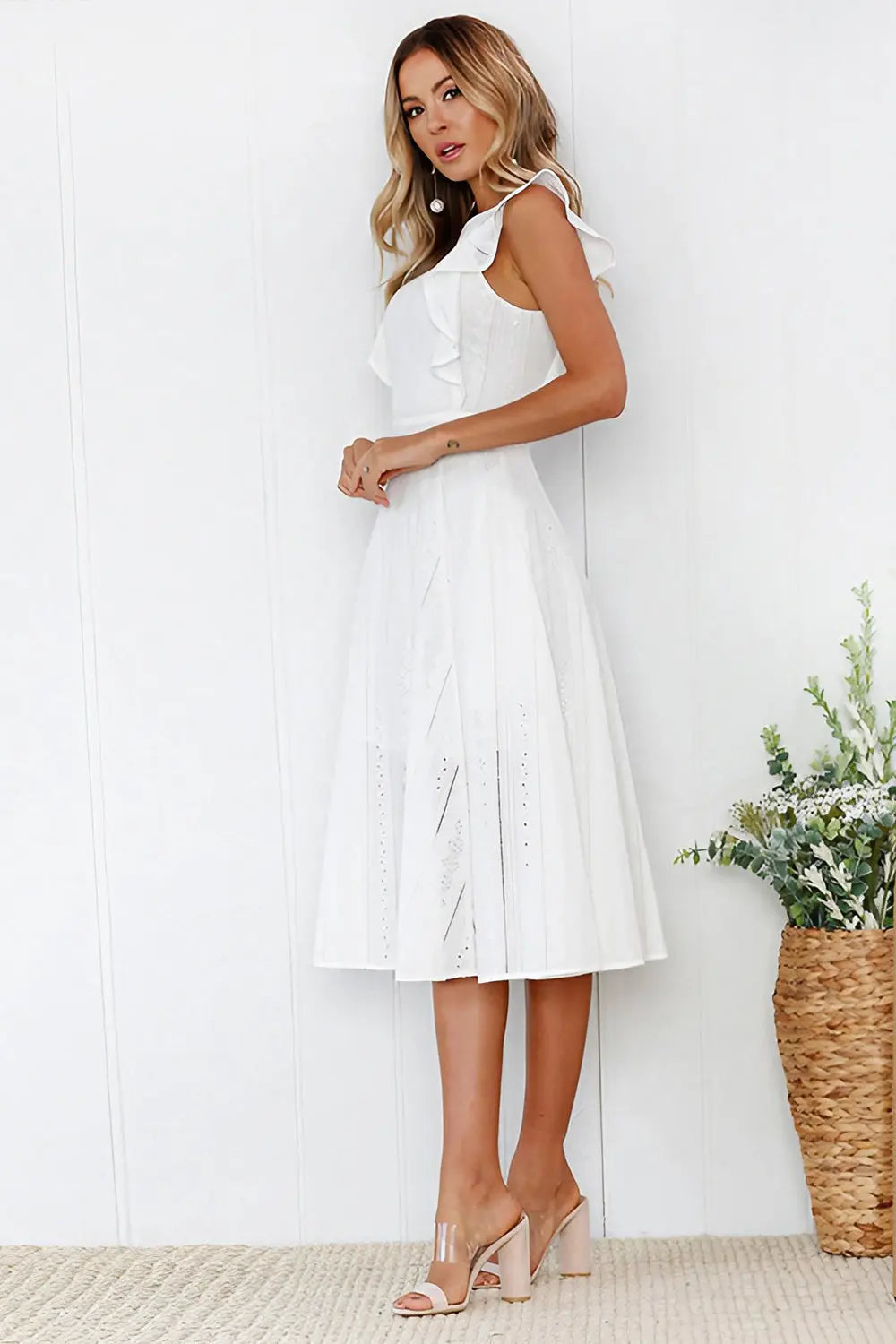 Irregular Round Neck Lace Dress - White - Strange Clothes